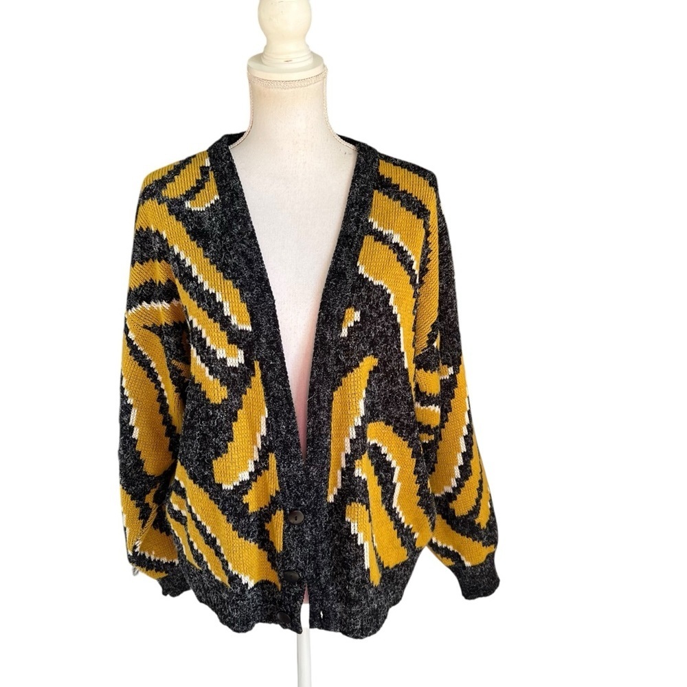 Vintage Santana LTD Gray and Gold Pattern Cardigan
